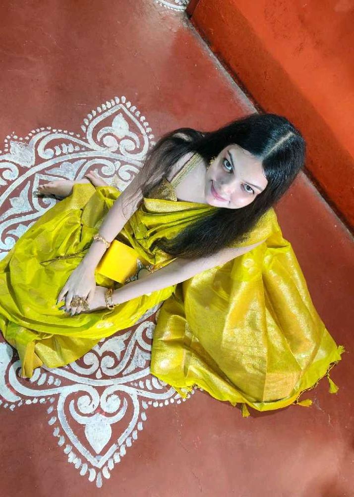 Elegant Yellow Saree