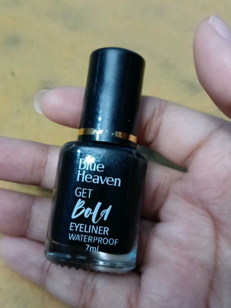 Blue Heaven Eyeliner