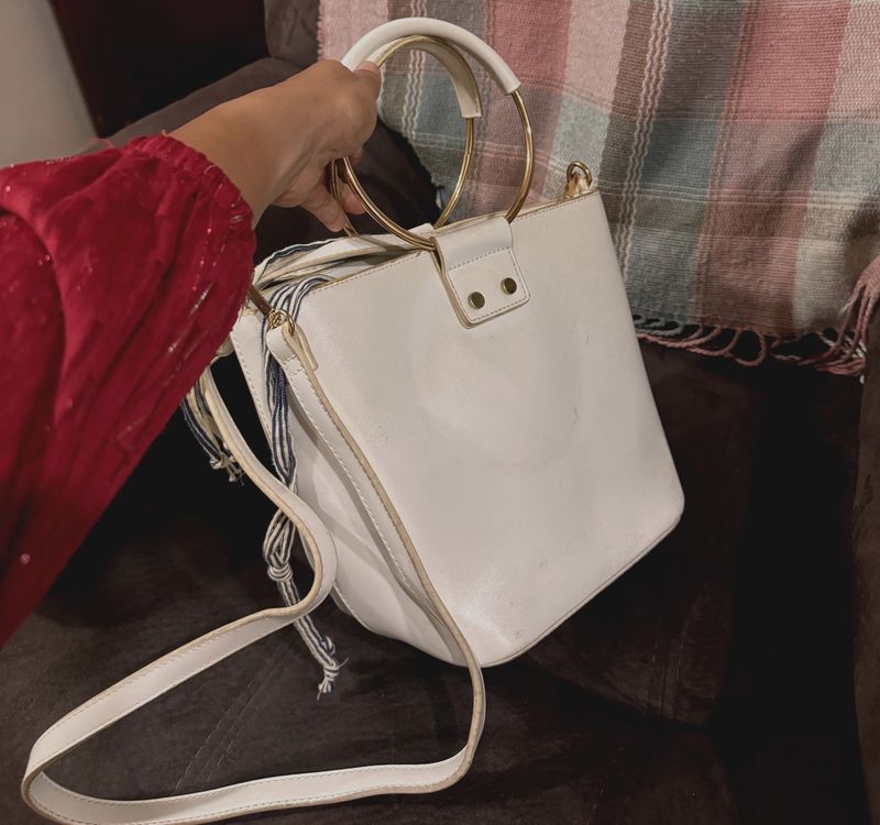 White Sling Bag By Westside lOV