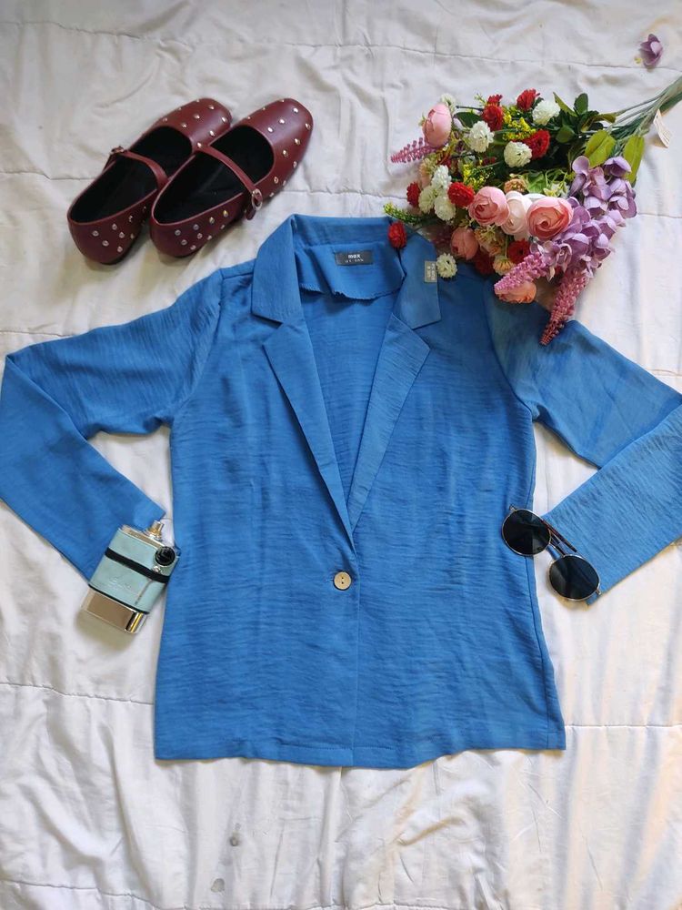 Stylish Blue Blazer