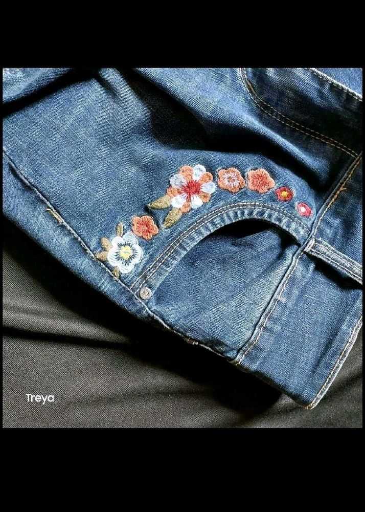 Trendy High Waist Jeans 👖