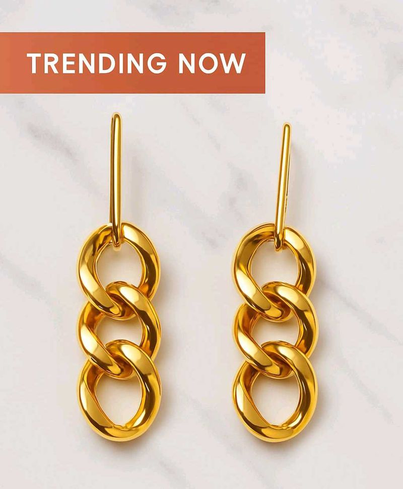 Golden Korean Earring🦋❤️