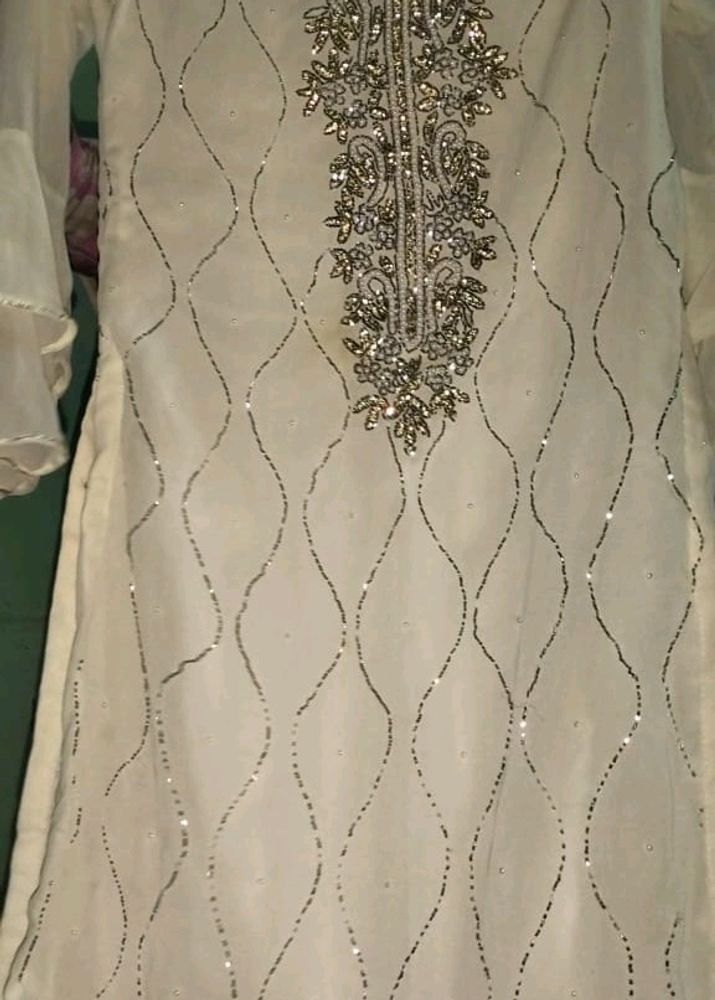 Sarara Suit Stylish