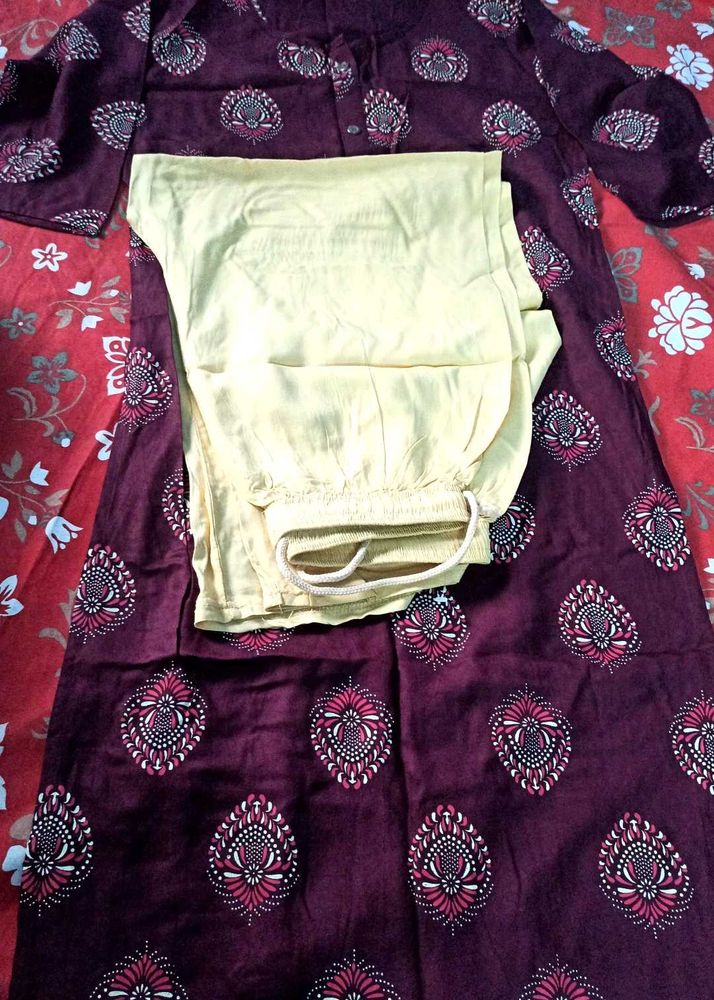 Gloden Printed Maroon Kurta &amp; Golden Palazzo Pant