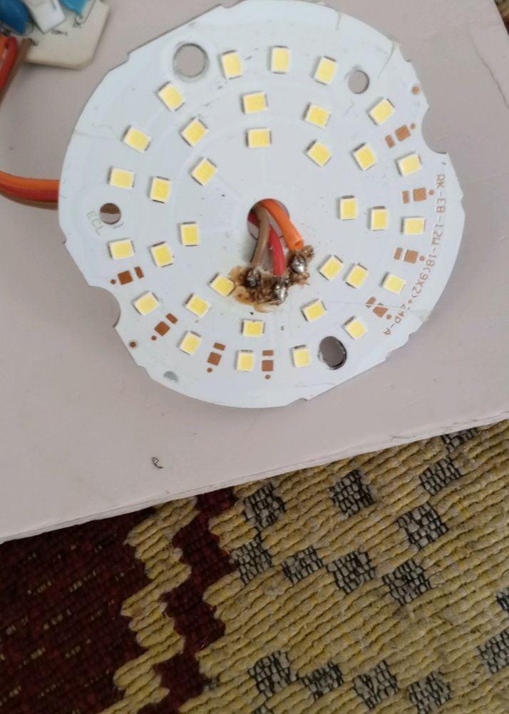 12 Watt Inverter Bulb