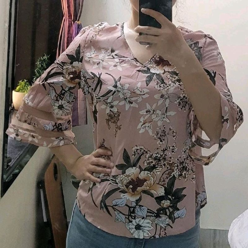 Floral Bell Sleeve Top