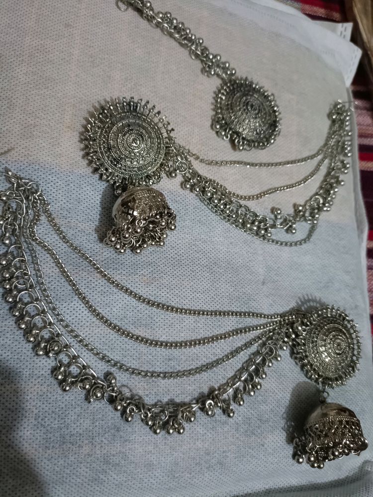 Oxidised Traditional Earrings With Mang Tikka