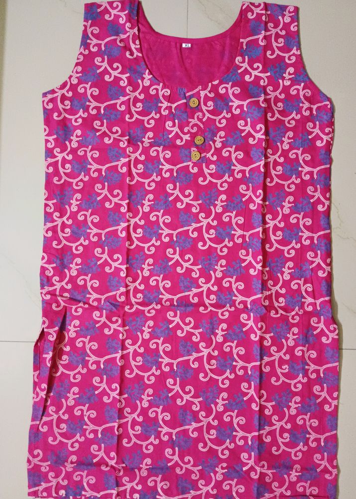 Short Sleeveless Kurti