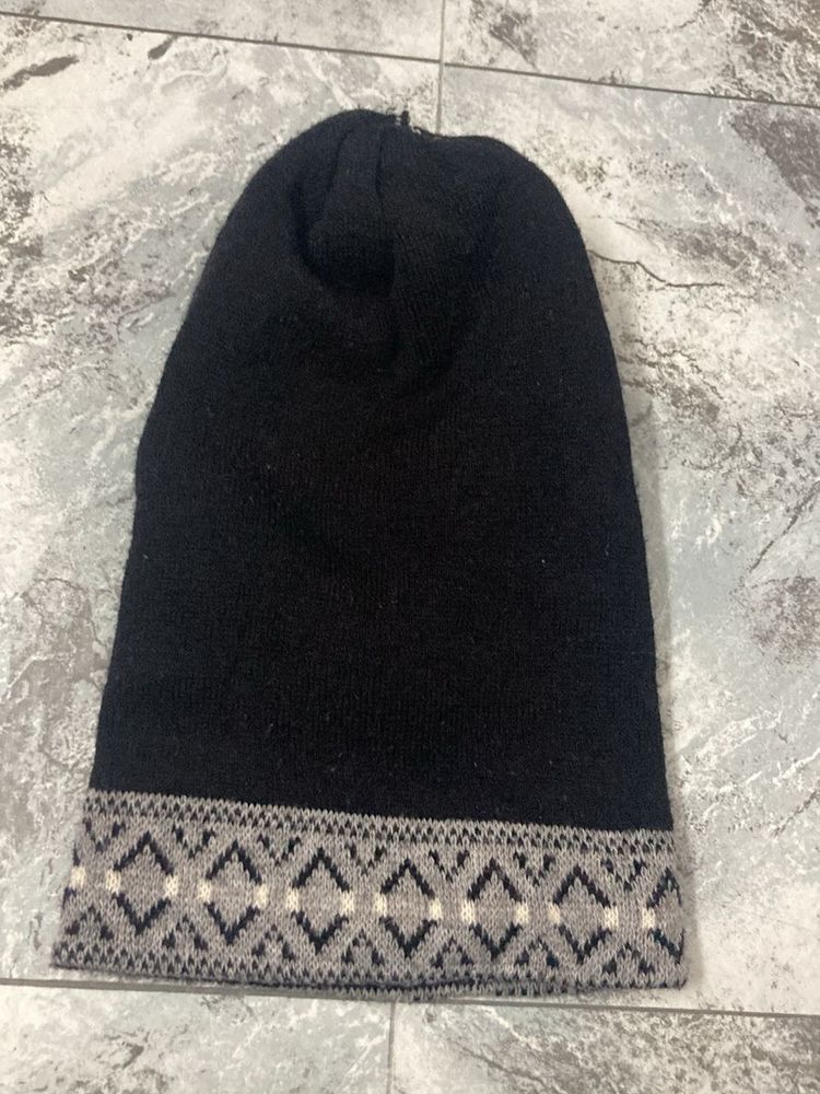 Black Patterned Beanie