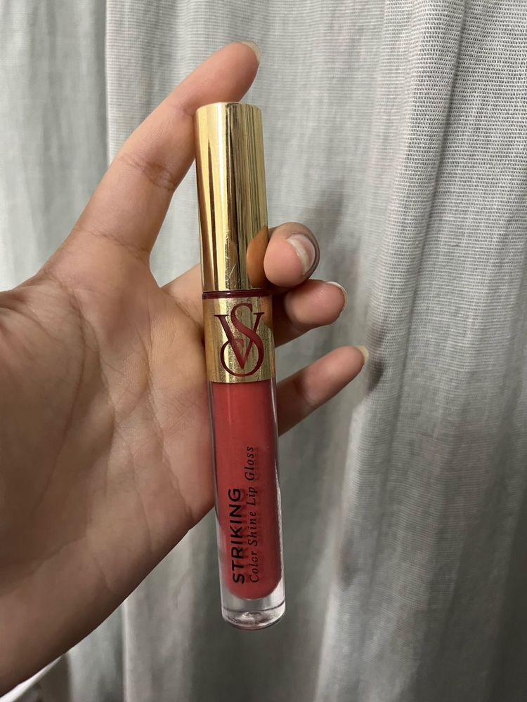 Victoria's Secret Lip Gloss
