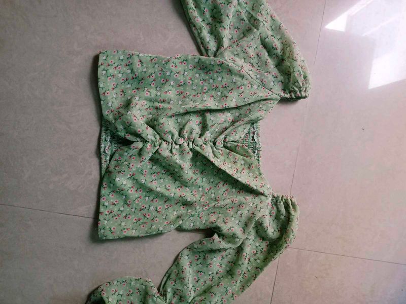 Floral Print Green Top