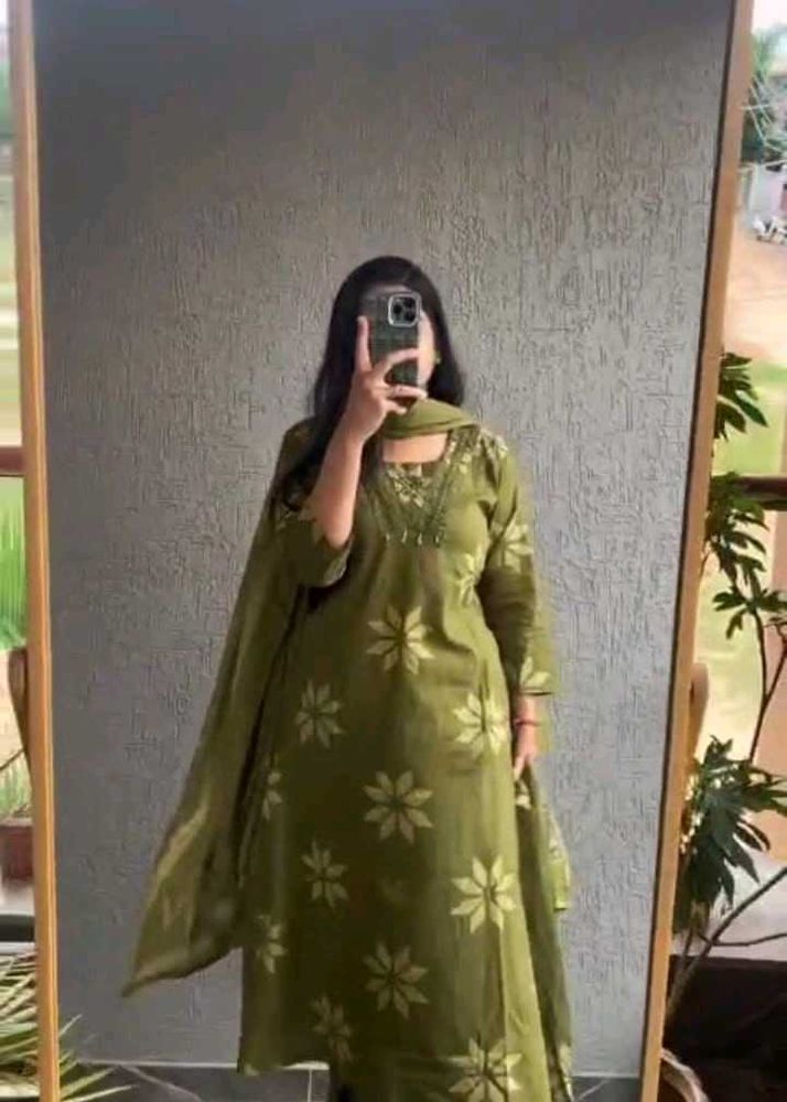 Green Floral Kurta Set