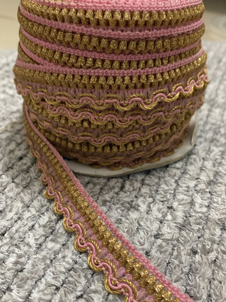 50% Clearance Sale Pink And Gold Lace Border