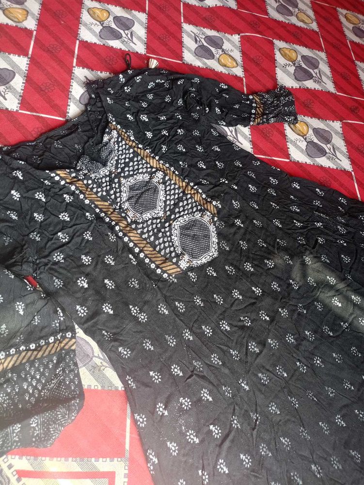Kurti With Dupatta