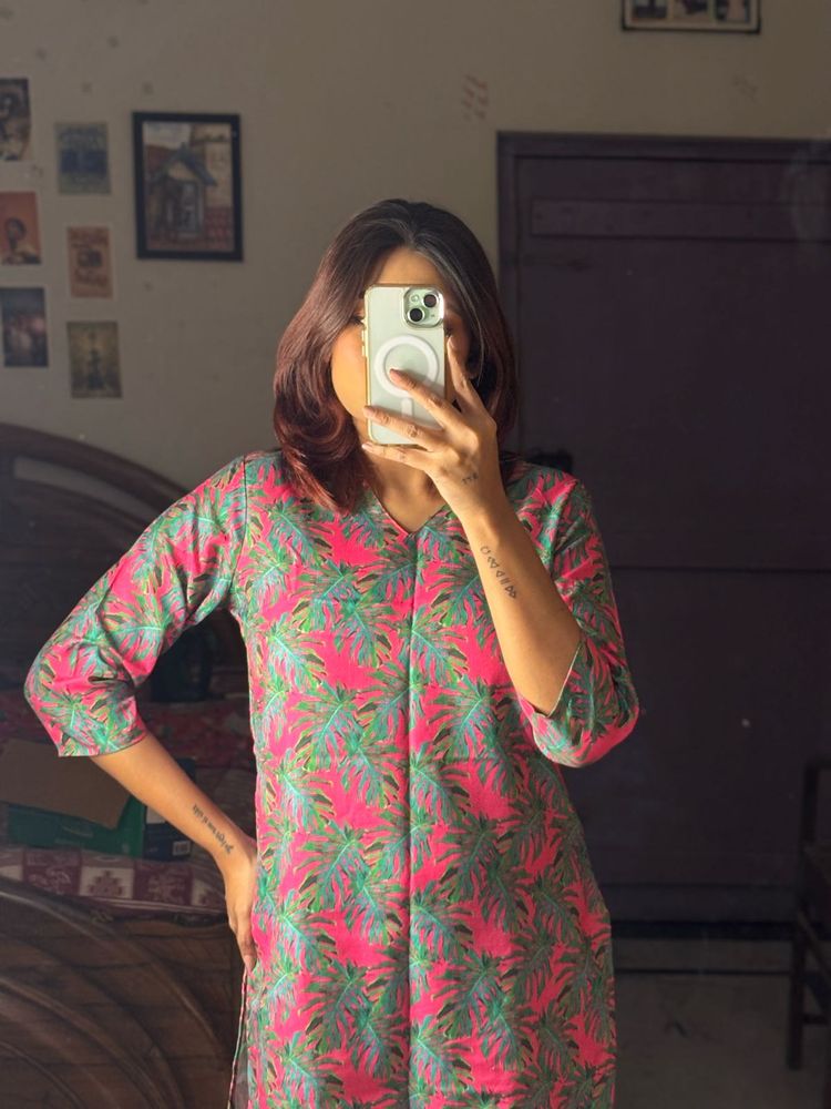 Pink &amp; Green Floral Print Tunic Kurta