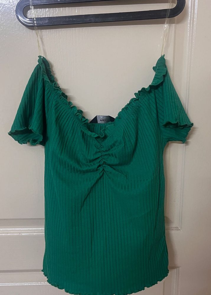 Max Off-shoulder Top