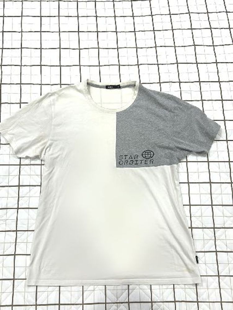 Unique Two-Tone Graphic Tee