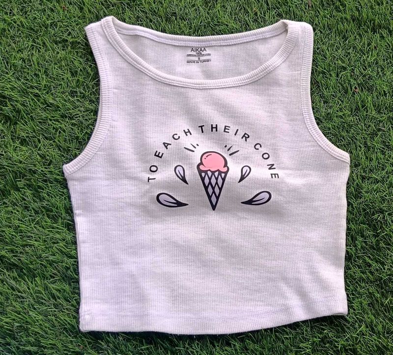 🍦Graphic Top🍦