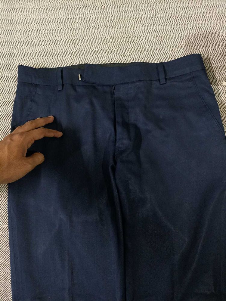 Men&#39;s Navy Blue Pants
