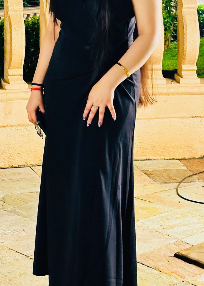 Elegant Black Maxi Dress