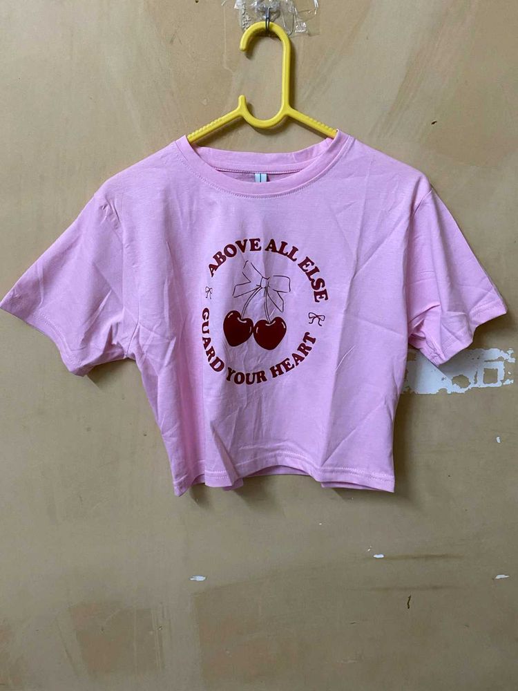 Graphic Crop Top
