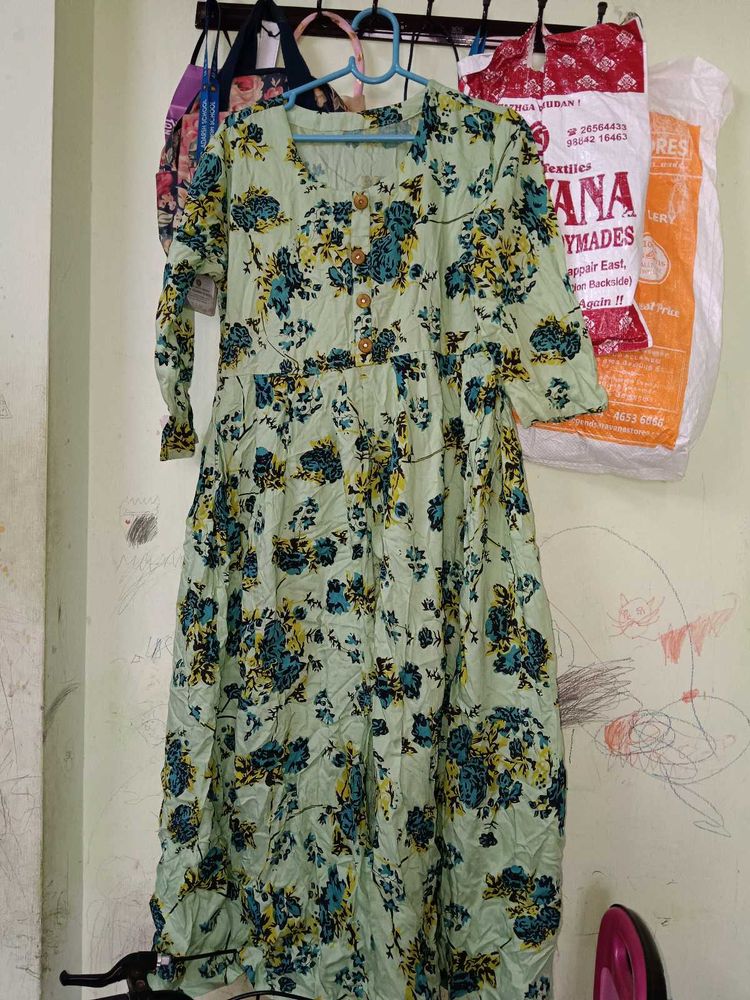 Floral Print Green Kurti