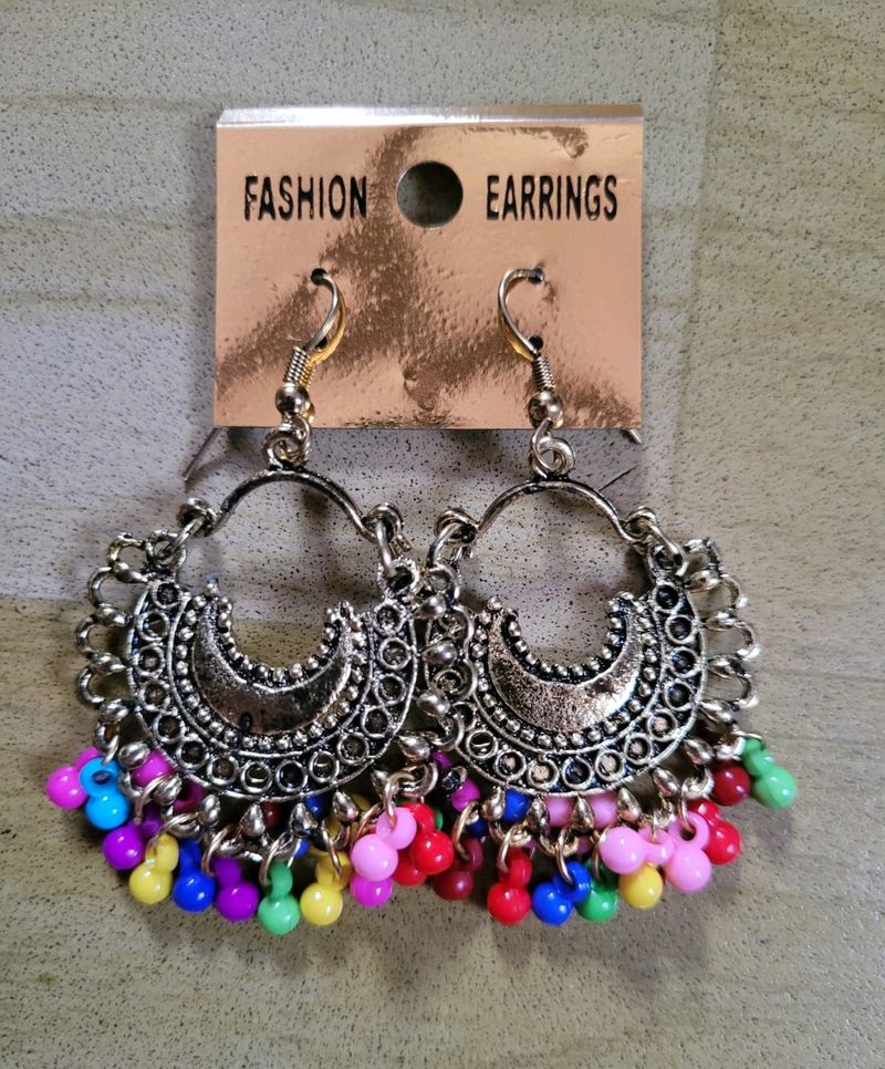 Lovely Kan Bala With Multicolour Beads