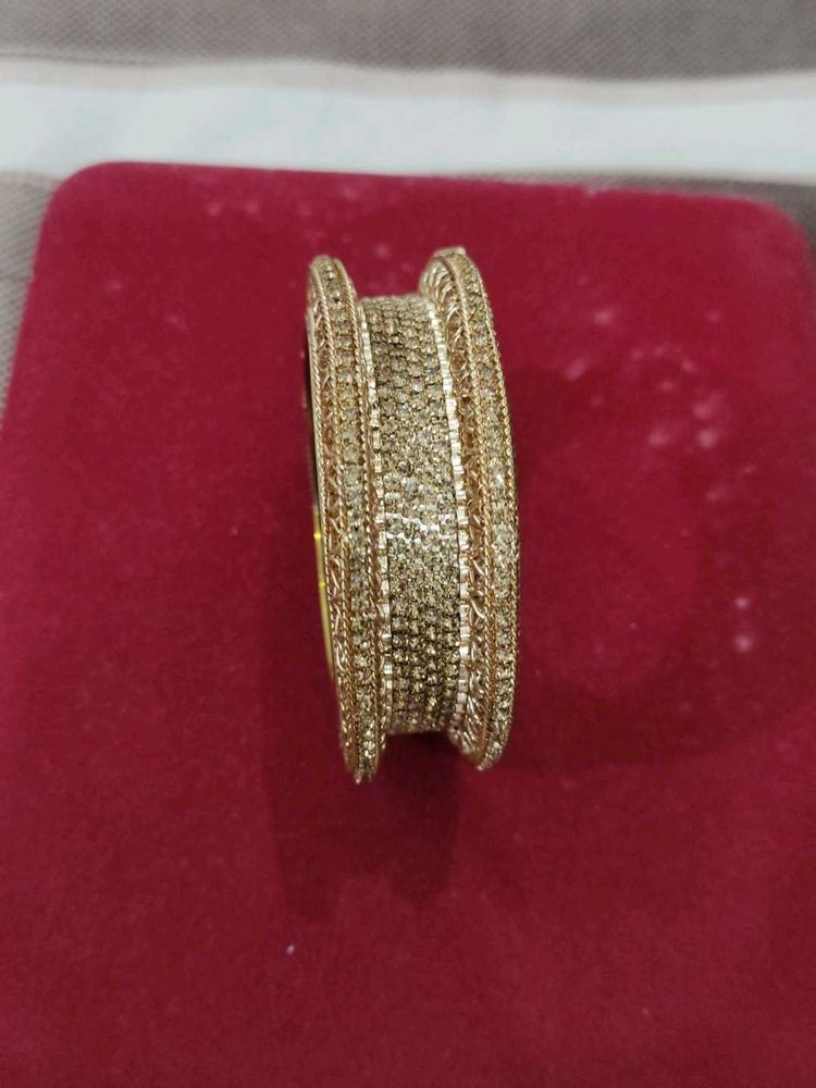 1 Hand Bangle