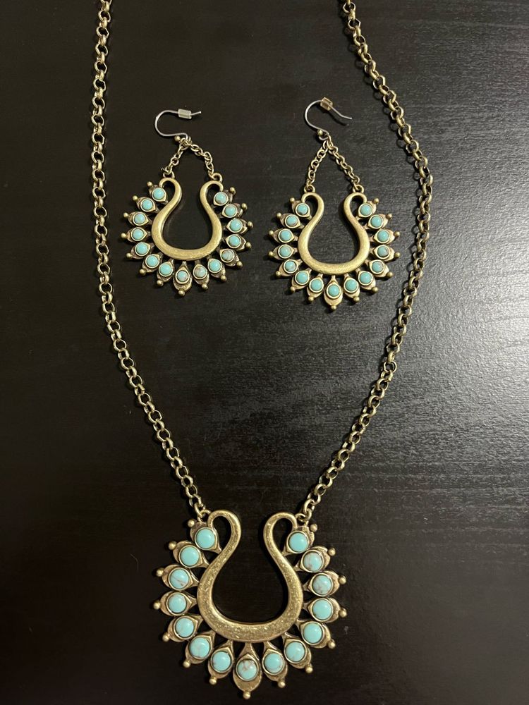 Blue &amp; Gold Necklace Set