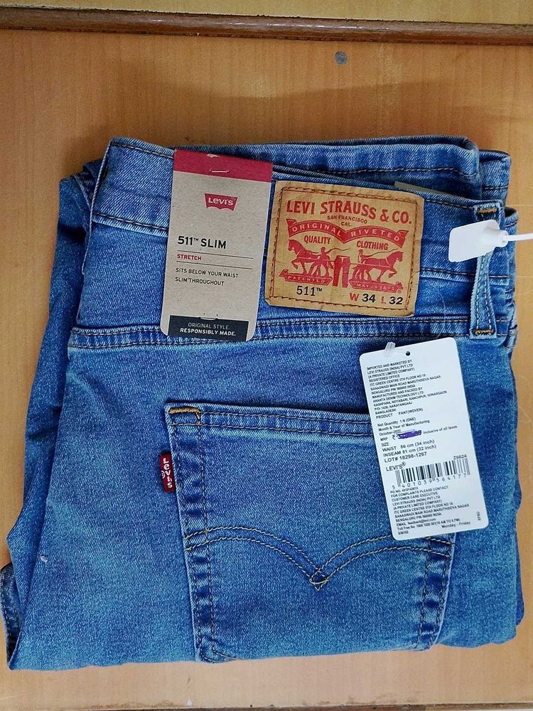 levis Jeans brand new 3500 Rs