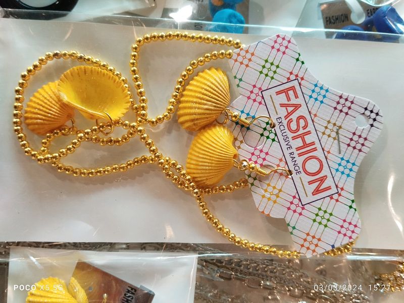 She&#39;ll With Beads chain