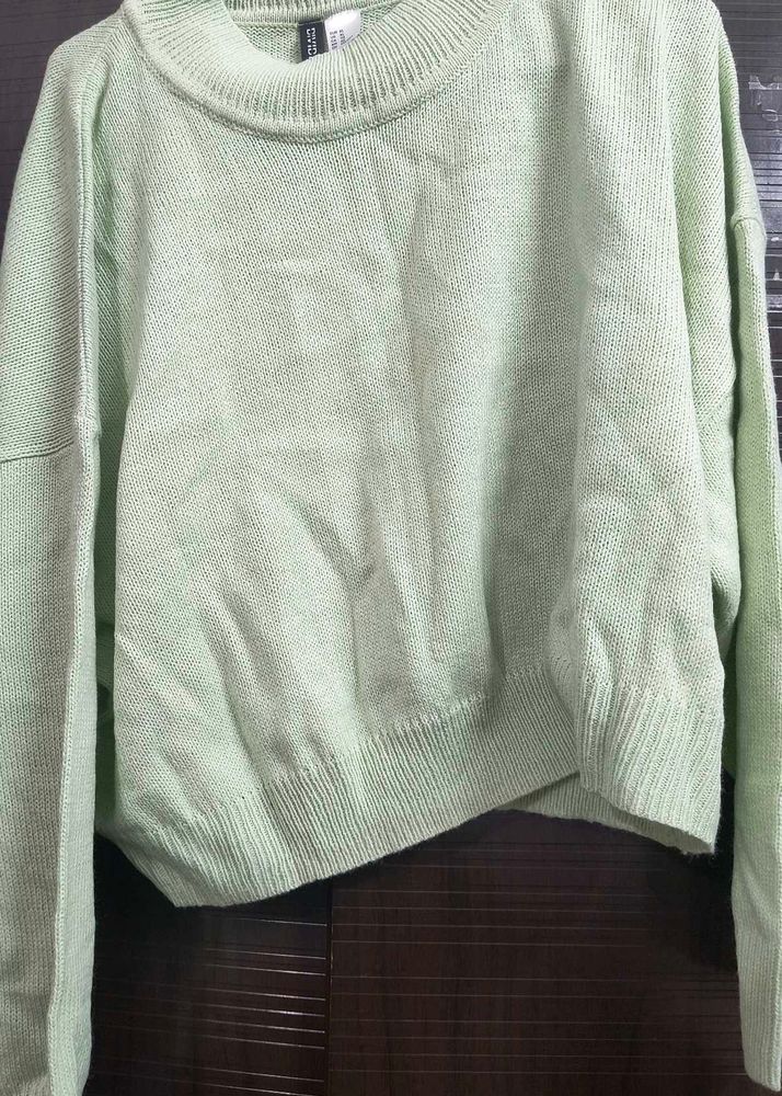 H&amp;m Crop Sweater