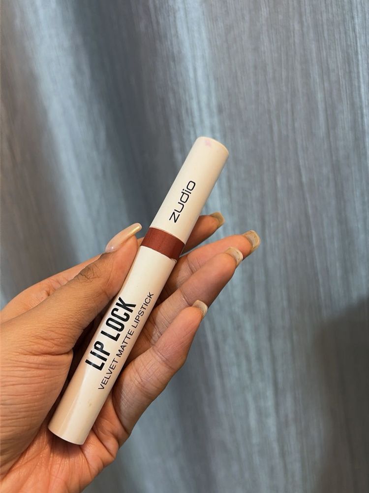 Zudio Lip Lock Lipstick