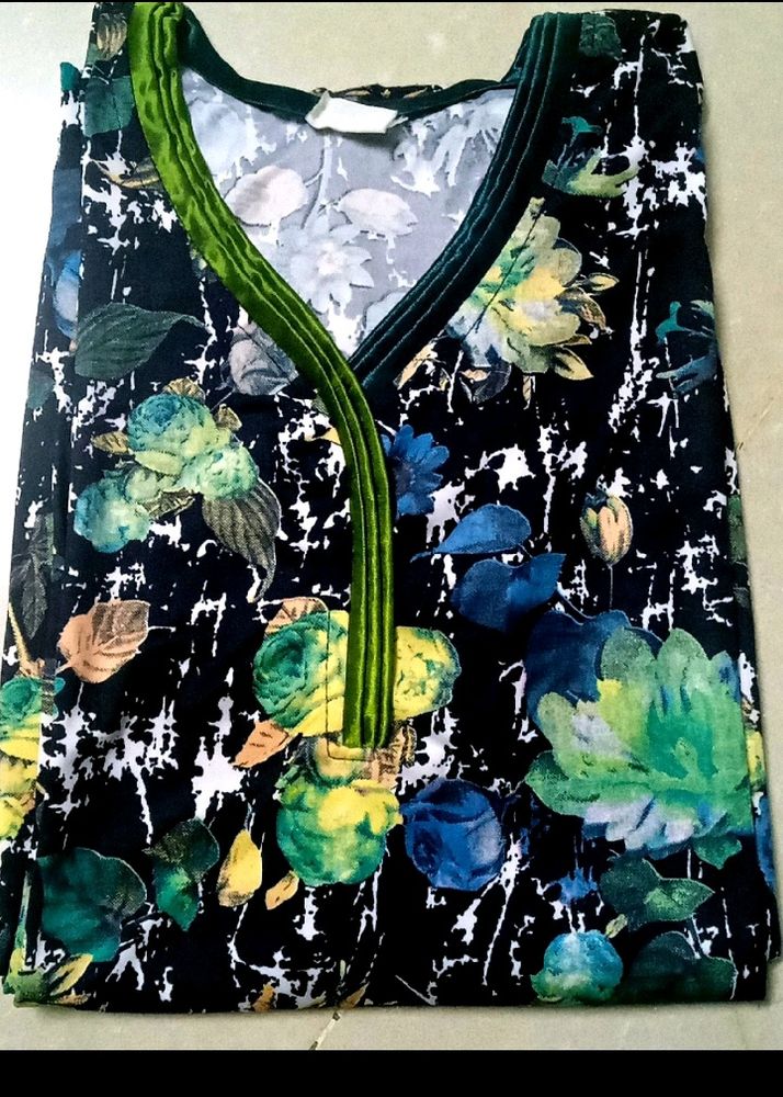 Night Gown For Ladies..