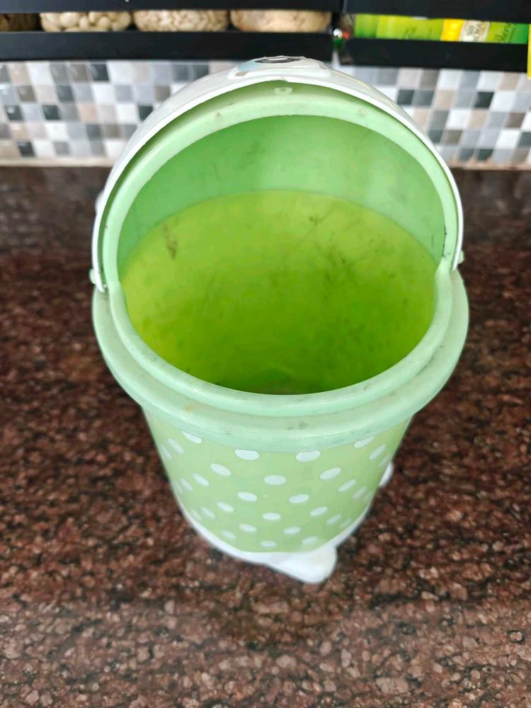 Mini Dustbin