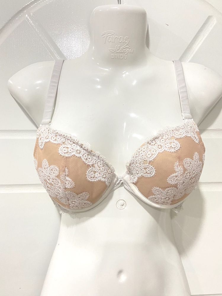 Lace Detail Bra Vera Wang