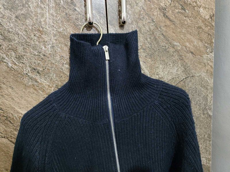 Zip-Up Knit Cardigan