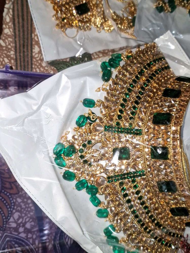Emerald Bridal Jewelry Set