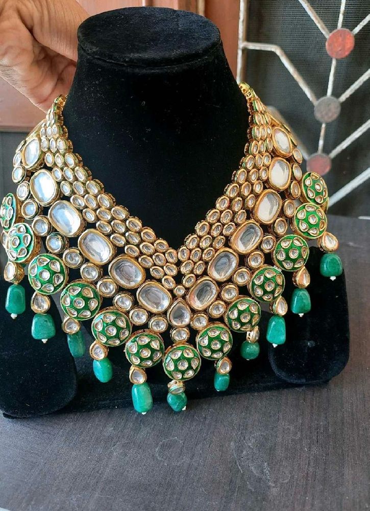 Statement Kundan Necklace