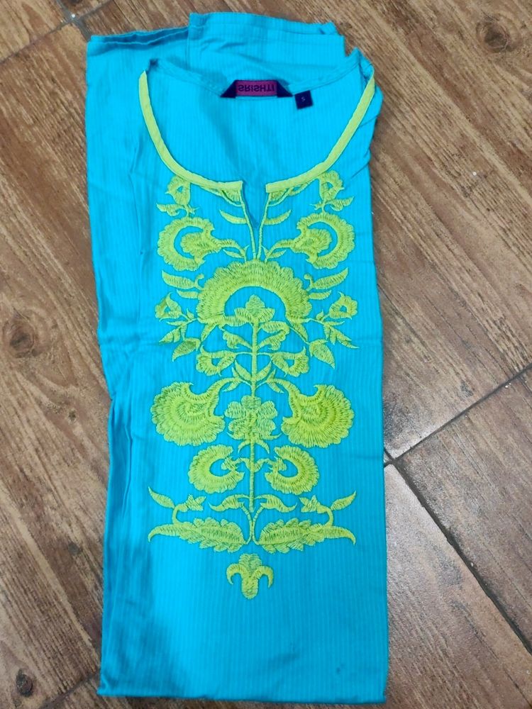 Embroidered Kurta And 2 Tops Combo