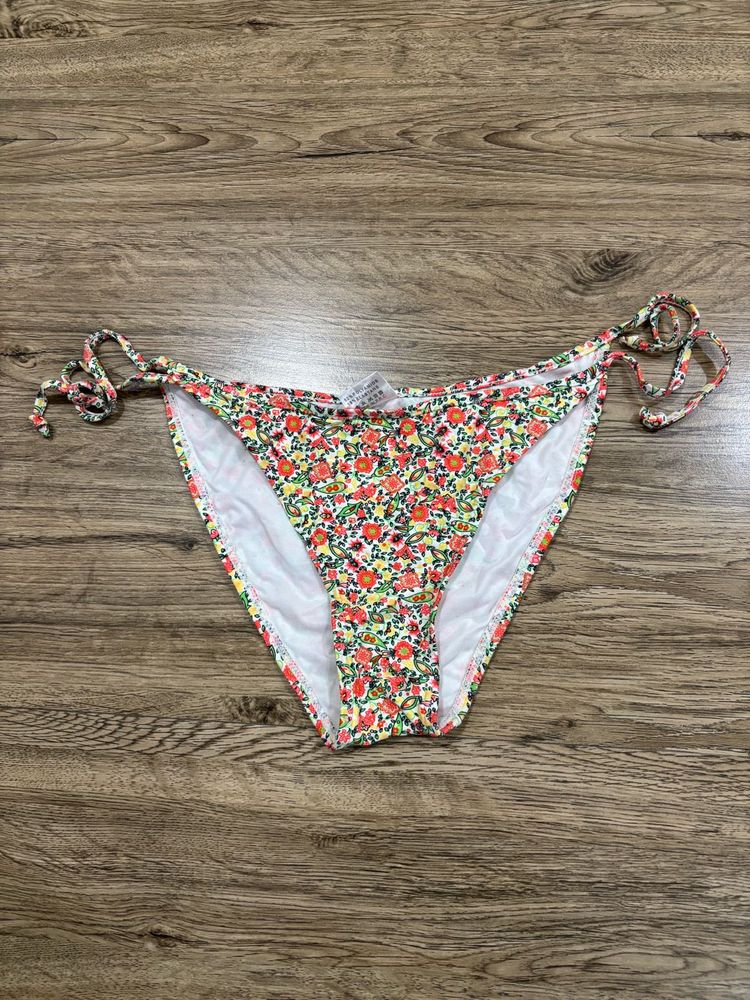 Nelly Floral Bikini Bottom at 45% off