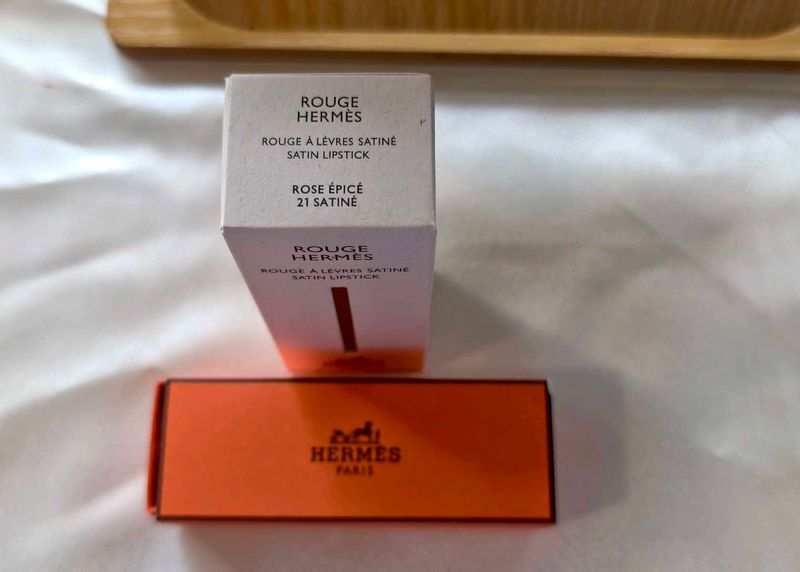 Hermes Rouge Satin Lipstick - 21