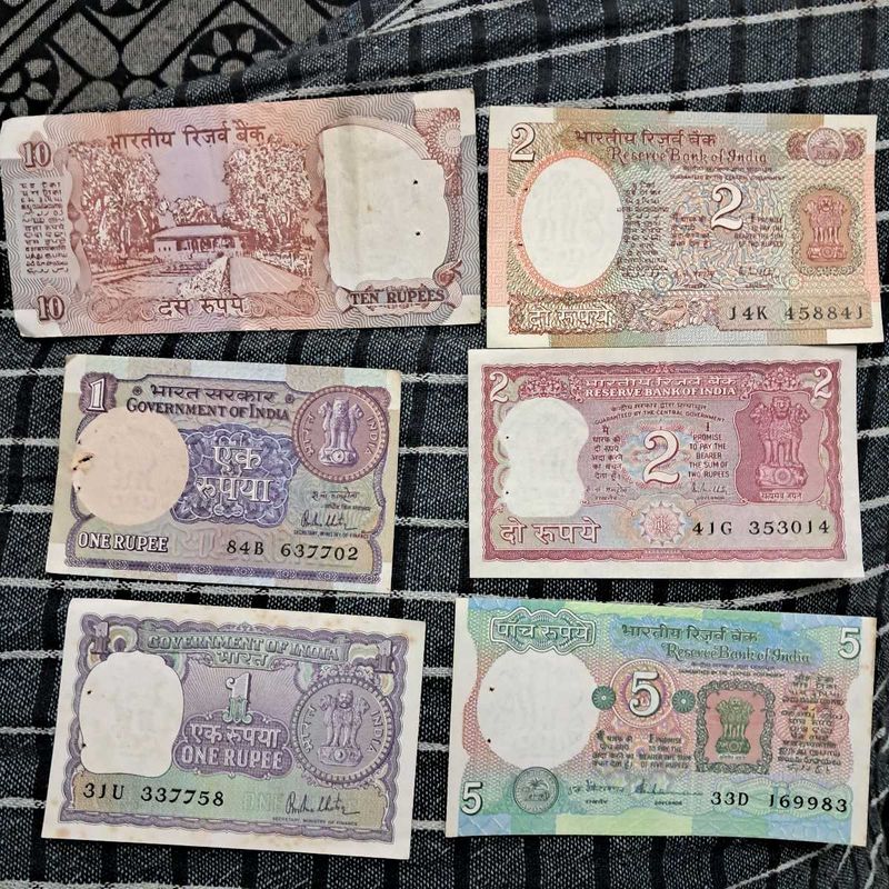 UNC Vintage nostalgic Indian Bank Notes