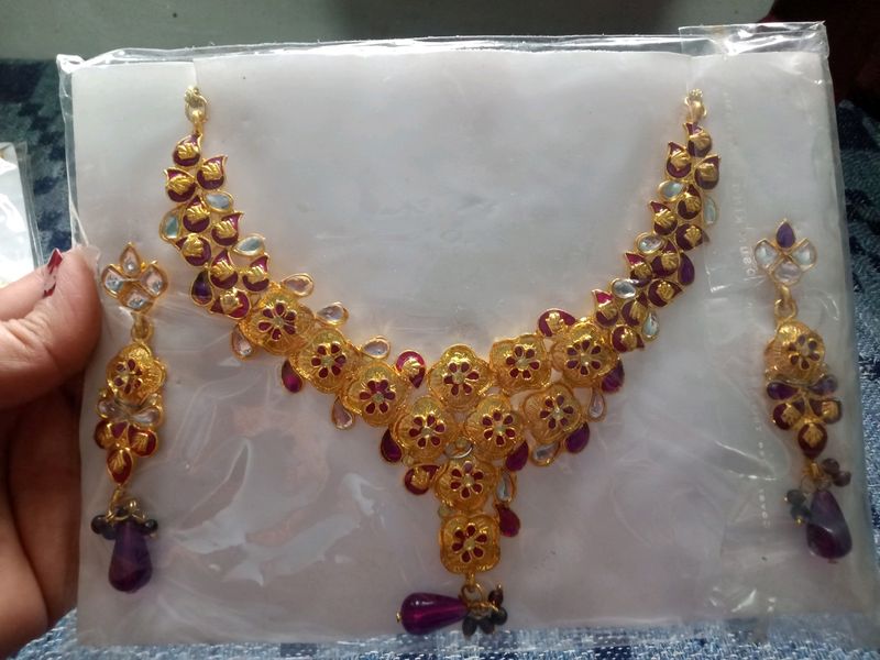 Necklace Set