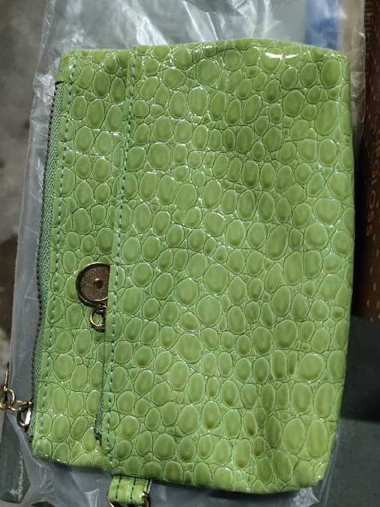 Green Croc Embossed Wallet