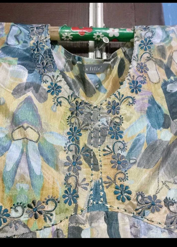✨✨💕New Kurti✨✨