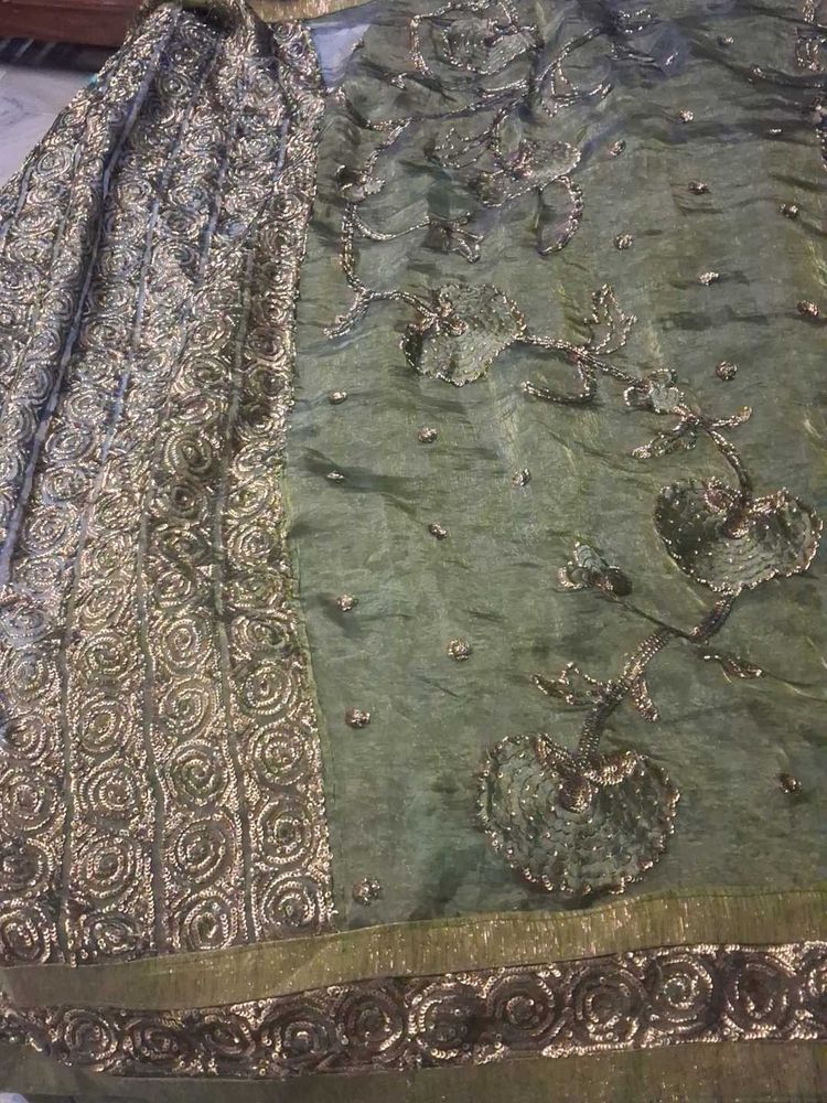 Really Super Saree ..half And Hal Full Embroidery