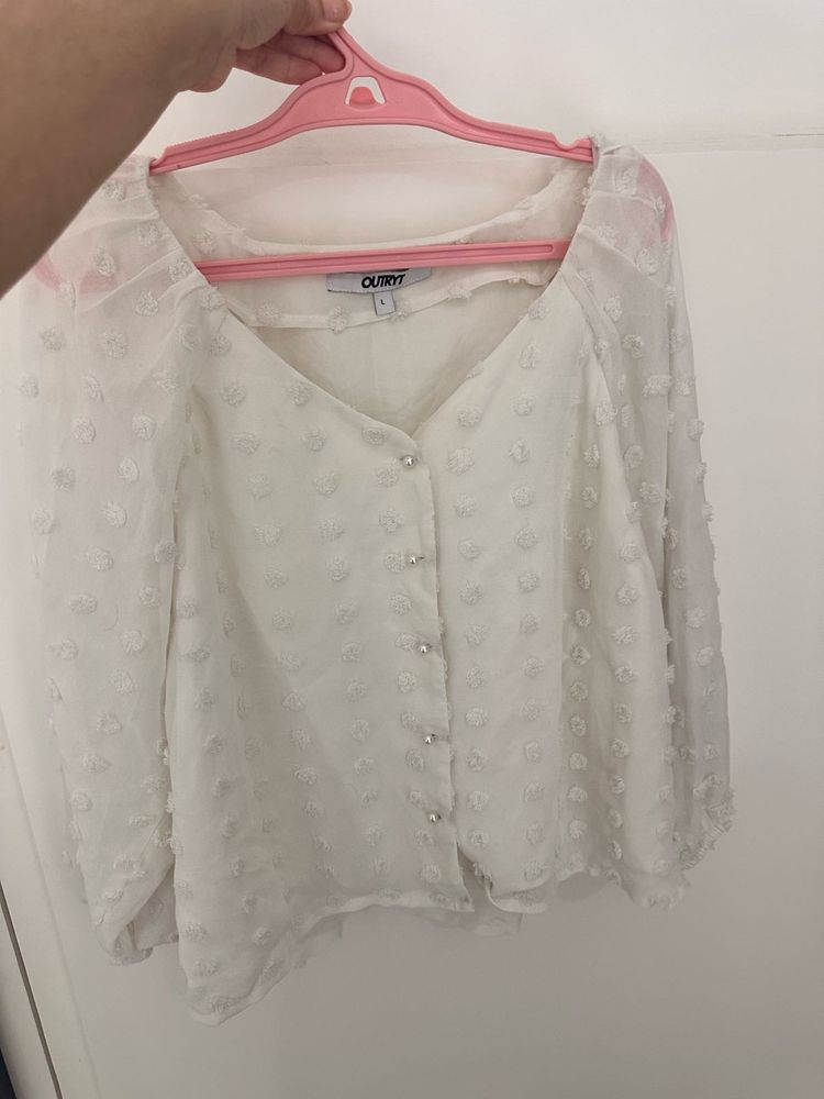 Outryt White Blouse