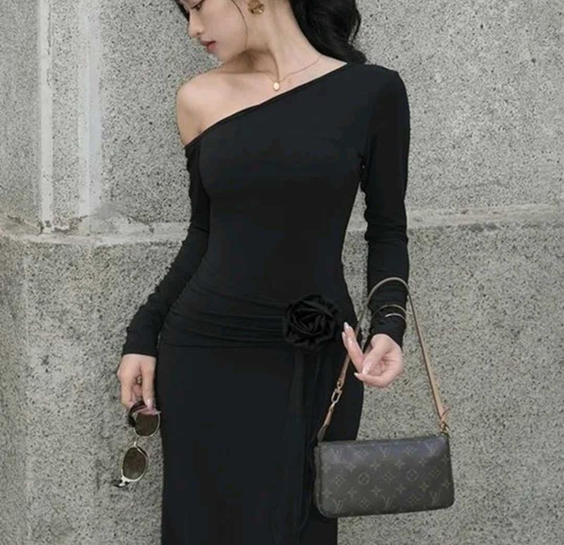 Black Bodycon Dress
