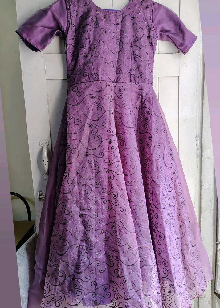 💜Lavender full flair gown🔥 princess gown